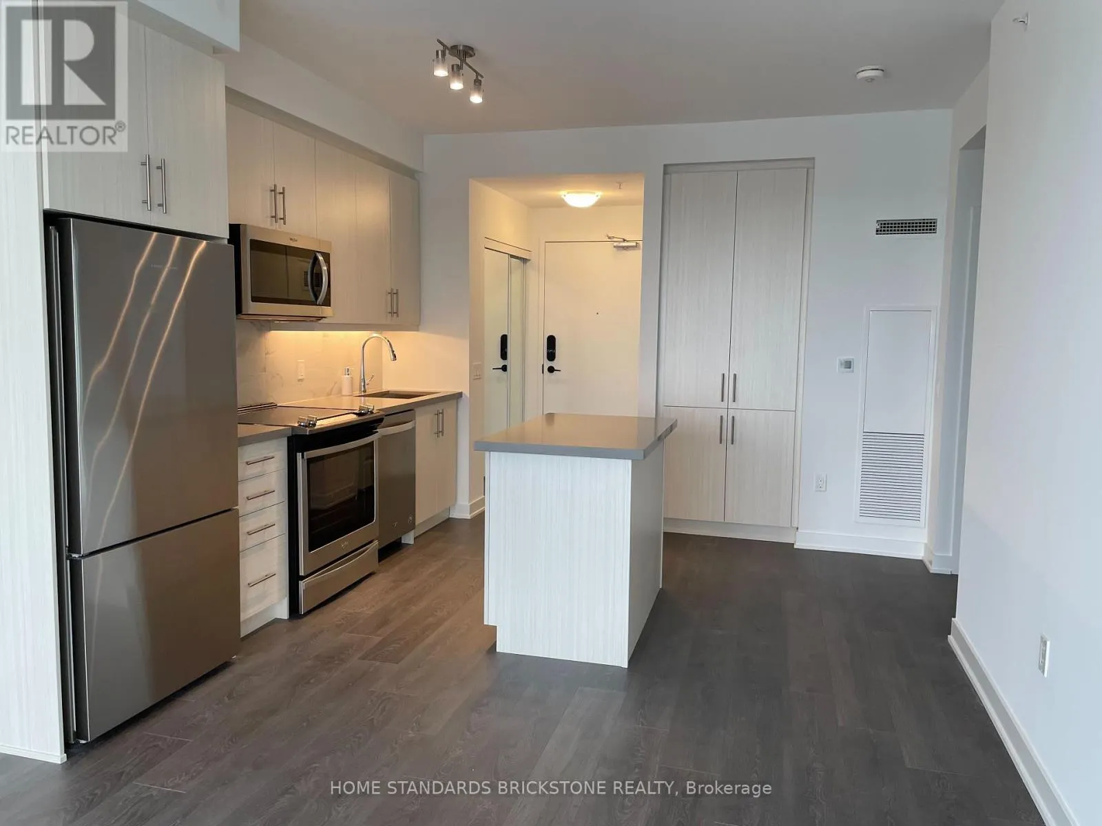 1115 - 85 ONEIDA CRESCENT