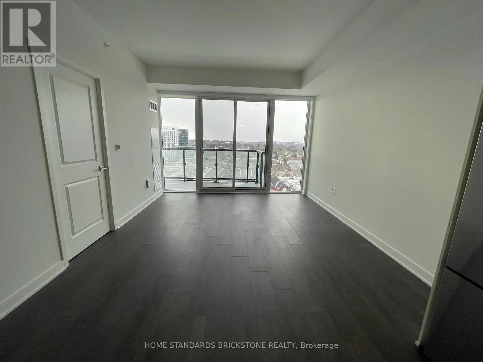 1115 - 85 ONEIDA CRESCENT