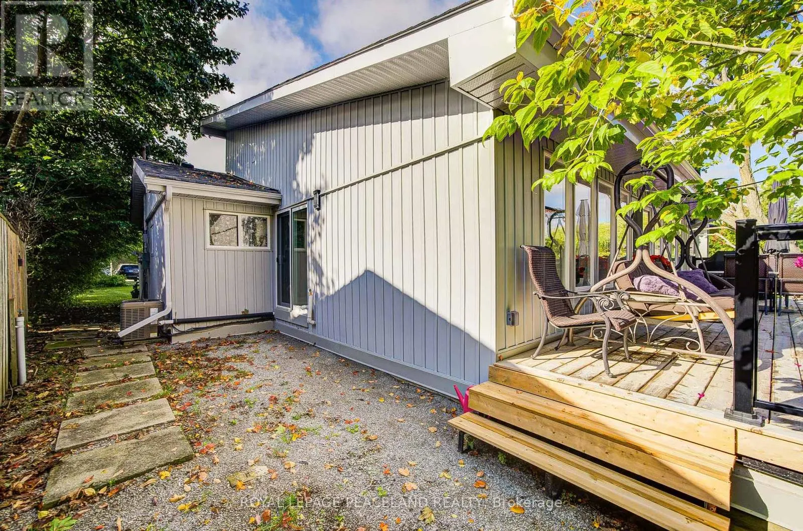 38 LAKEVIEW AVENUE