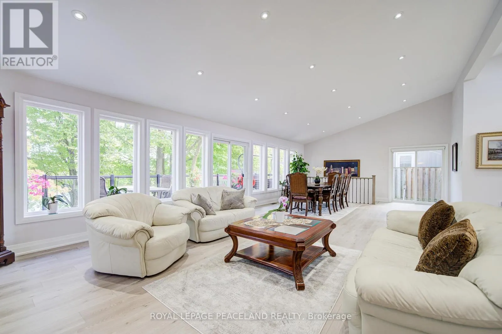 38 LAKEVIEW AVENUE