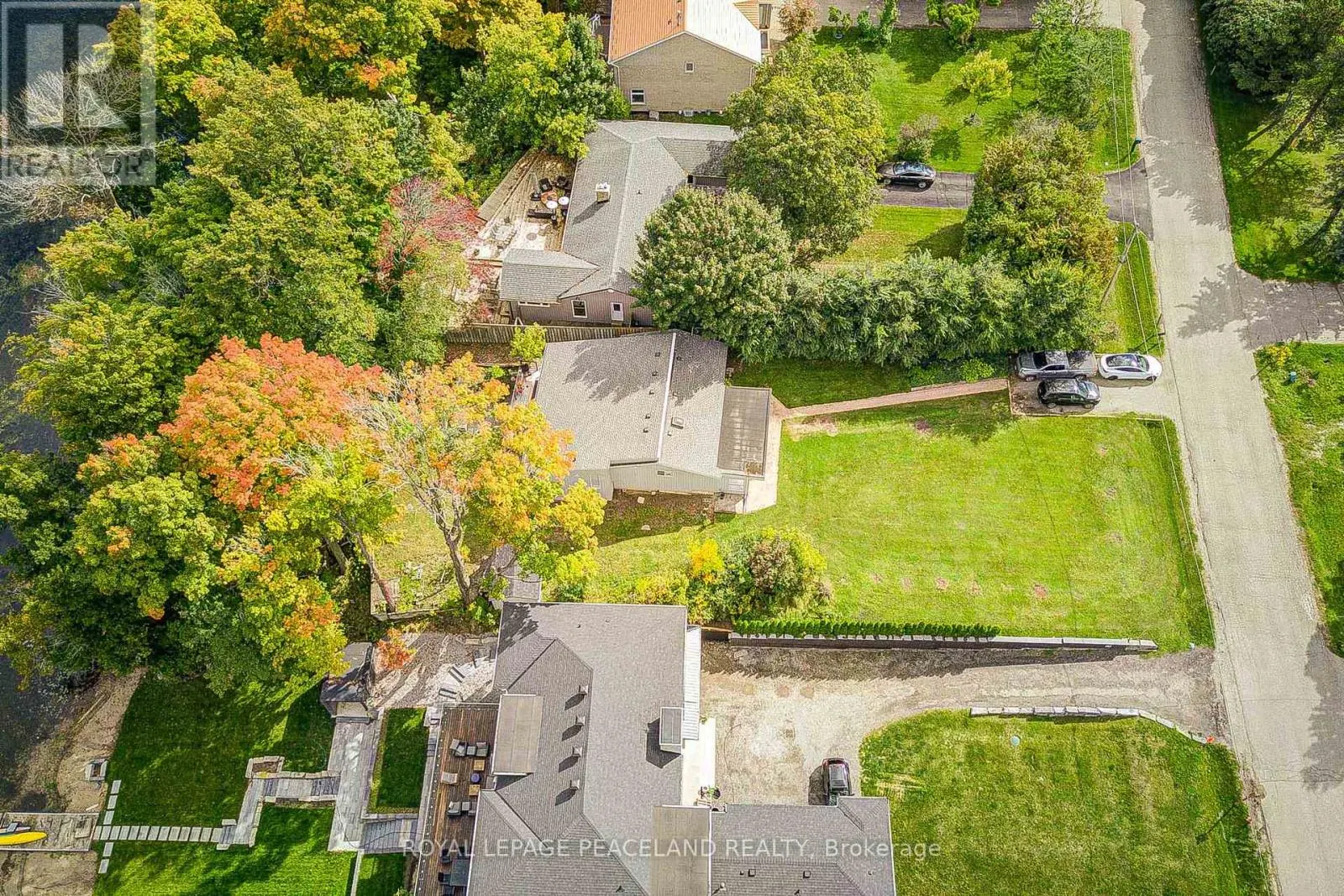 38 LAKEVIEW AVENUE