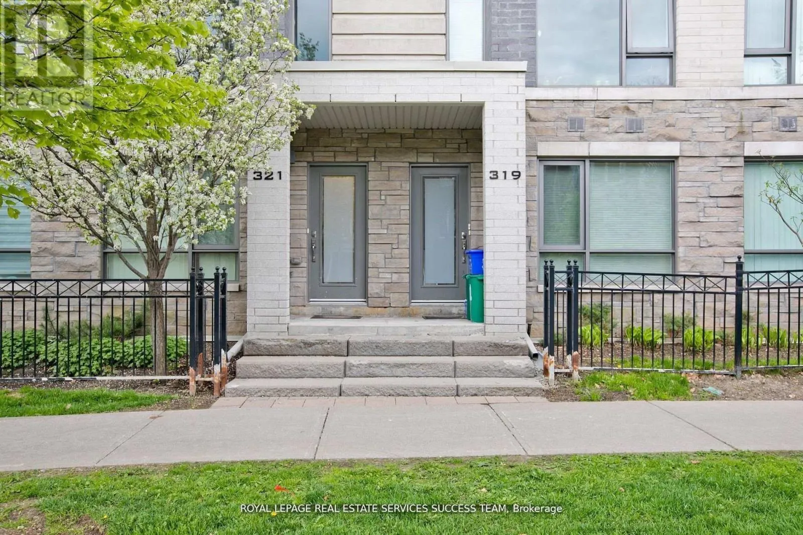 321 SOUTH PARK ROAD