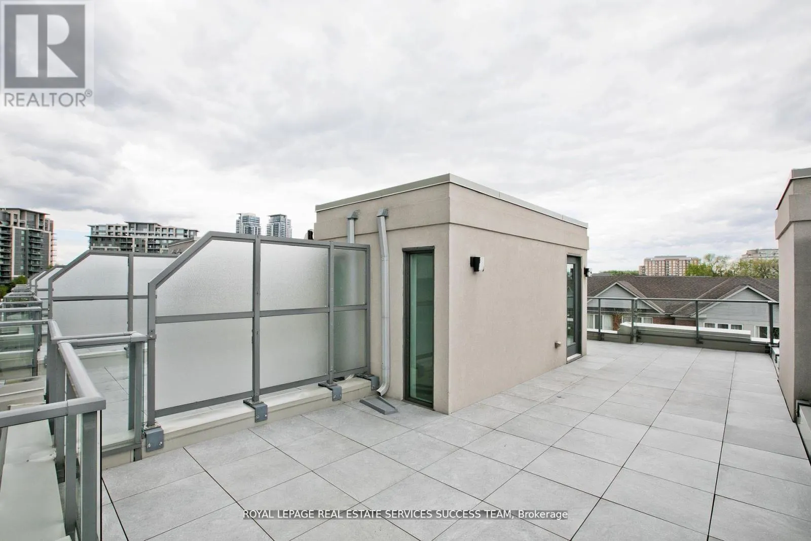 321 SOUTH PARK ROAD