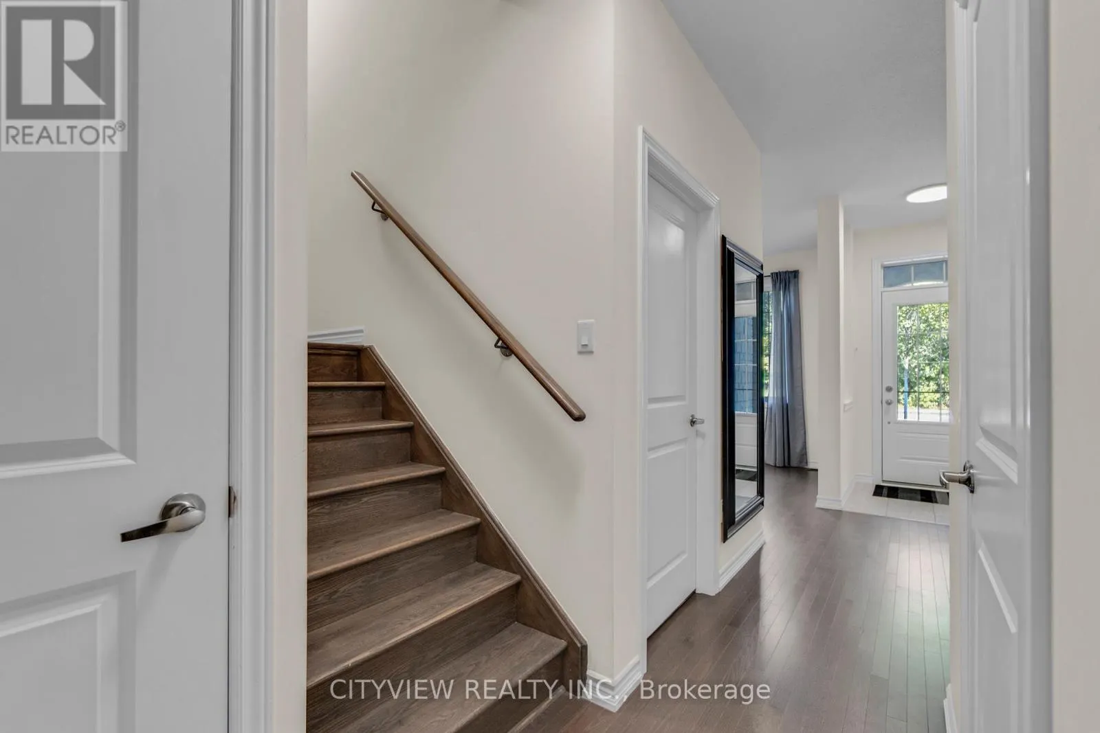 204 WILLIAM FORSTER ROAD