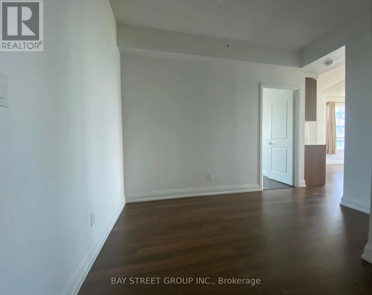2132 - 7161 YONGE STREET