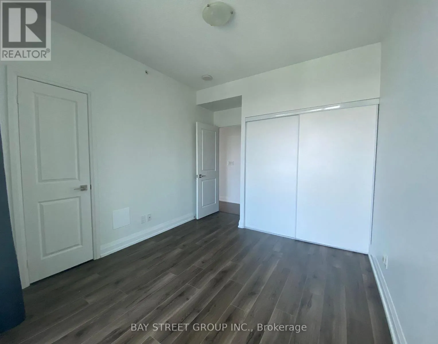 2132 - 7161 YONGE STREET