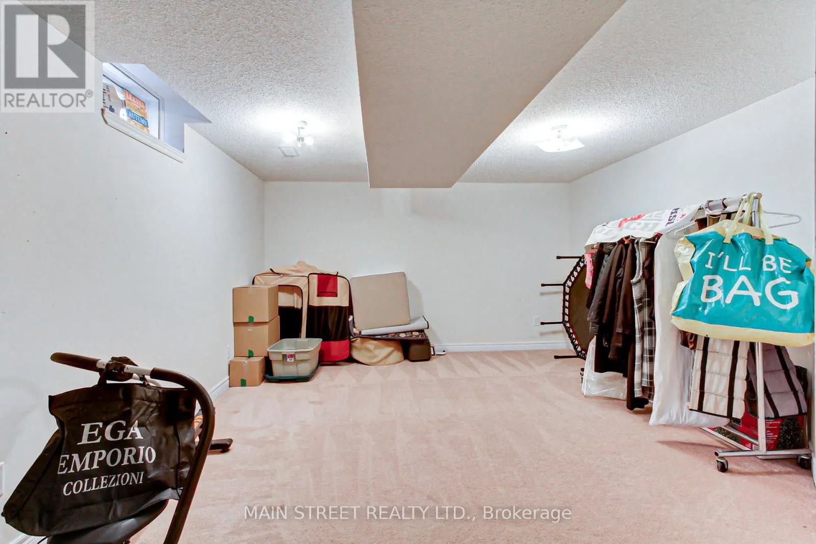 39 CHARDONNAY DRIVE
