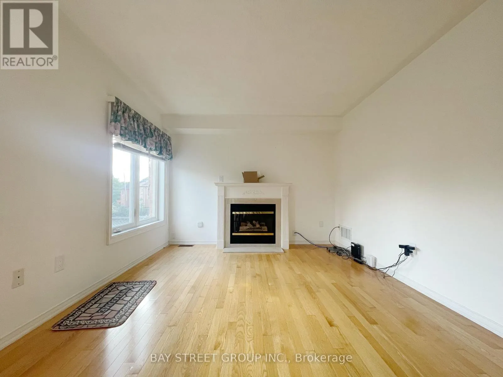 15 FUTURA AVENUE