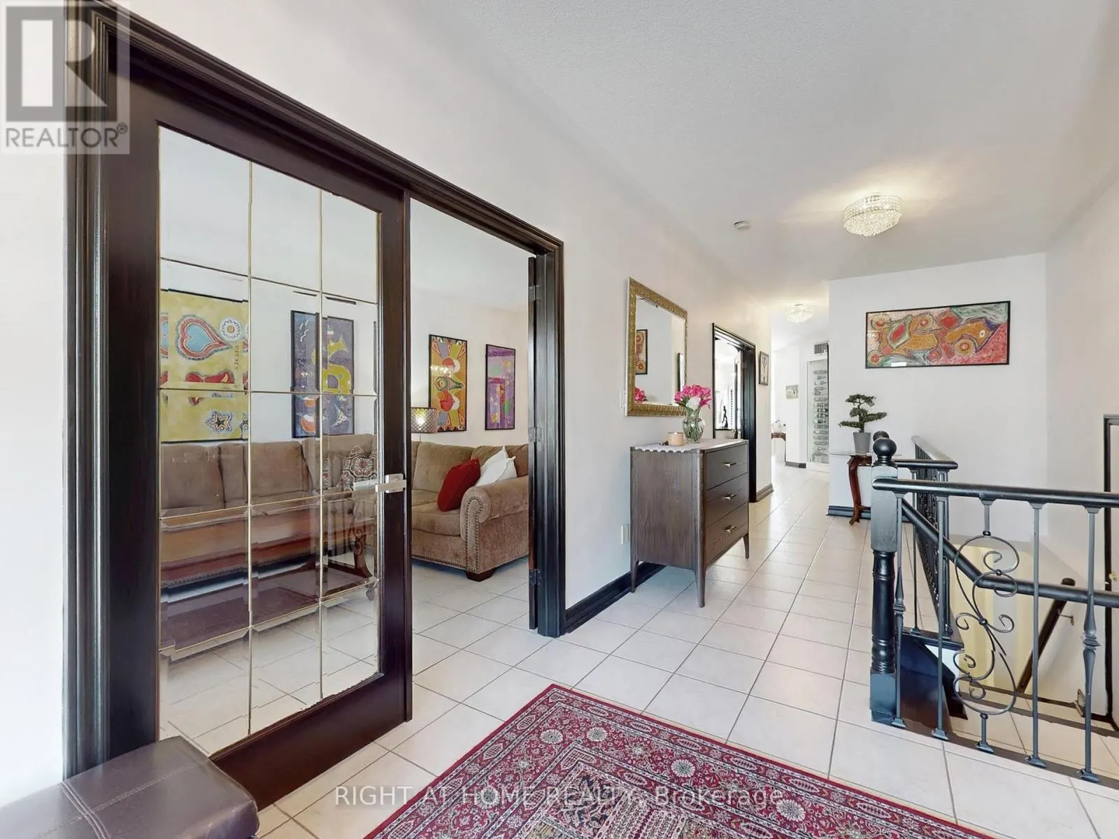 14 - 9 AMALFI COURT