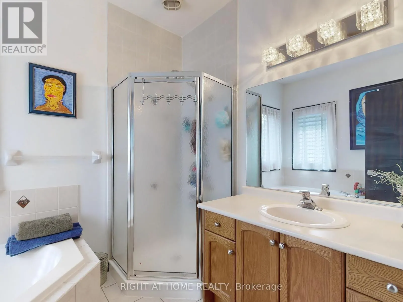 14 - 9 AMALFI COURT