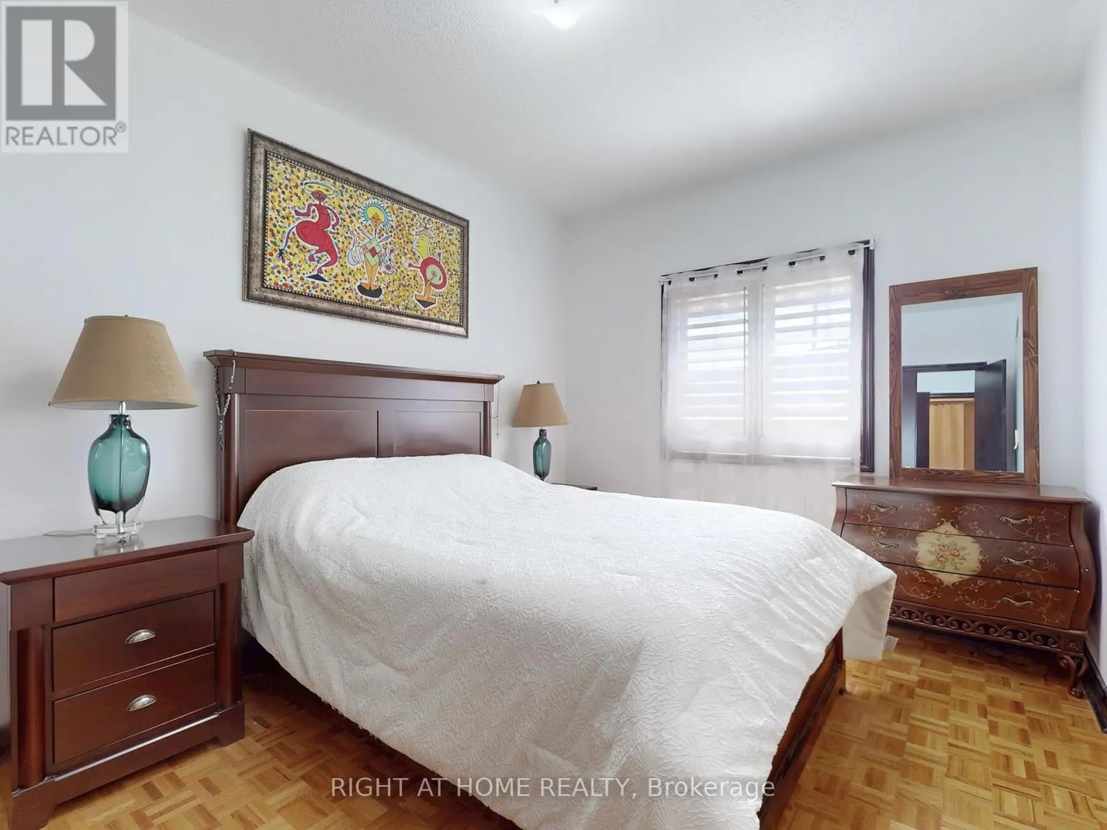 14 - 9 AMALFI COURT