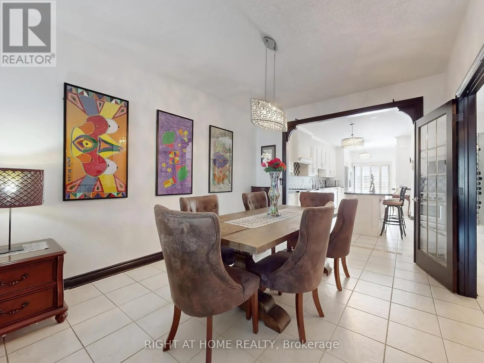 14 - 9 AMALFI COURT
