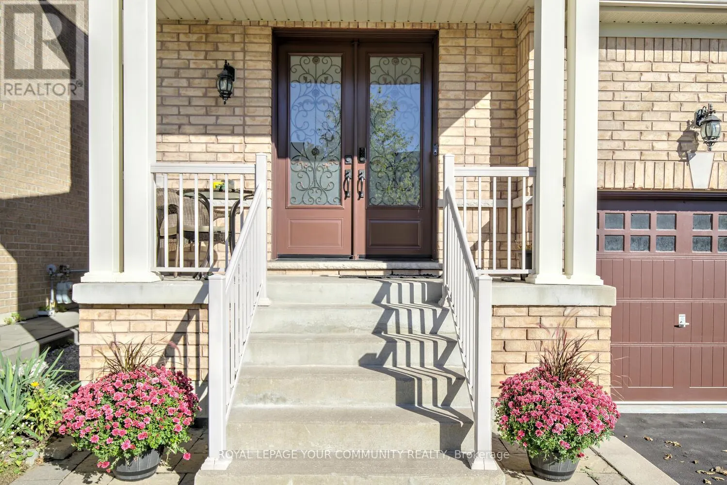 6 HALO COURT