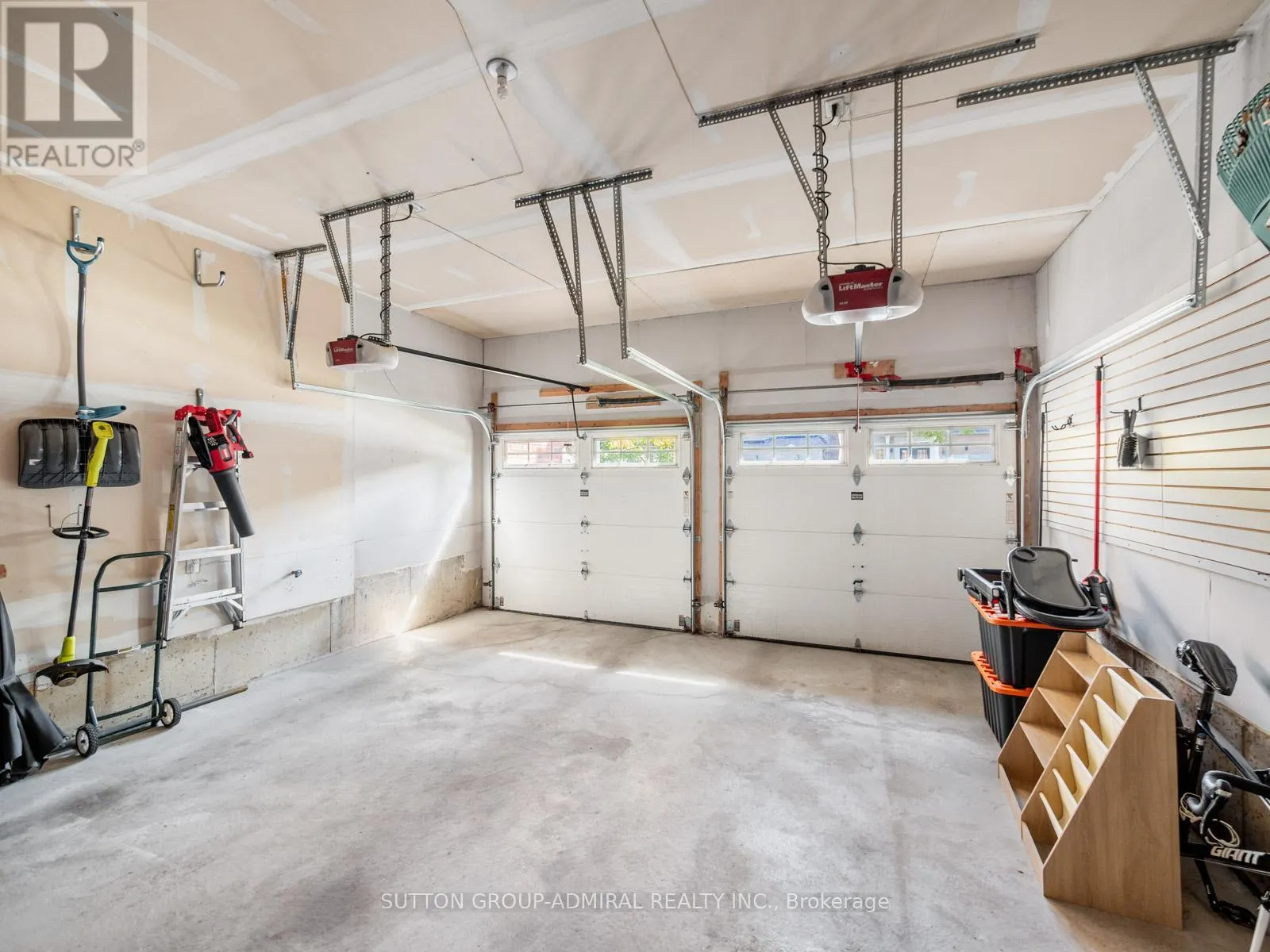 1057 WARBY TRAIL