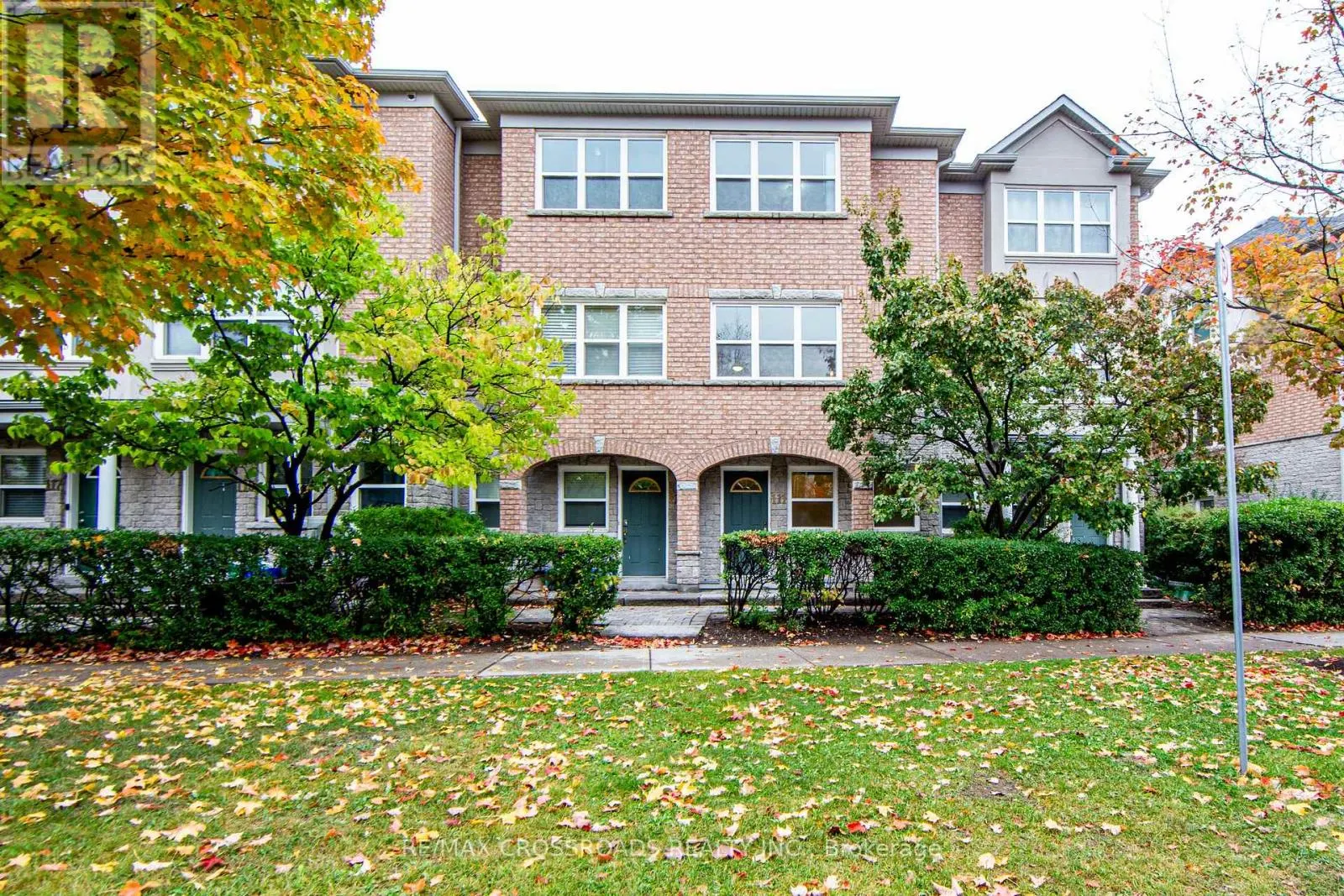 111 POND DRIVE