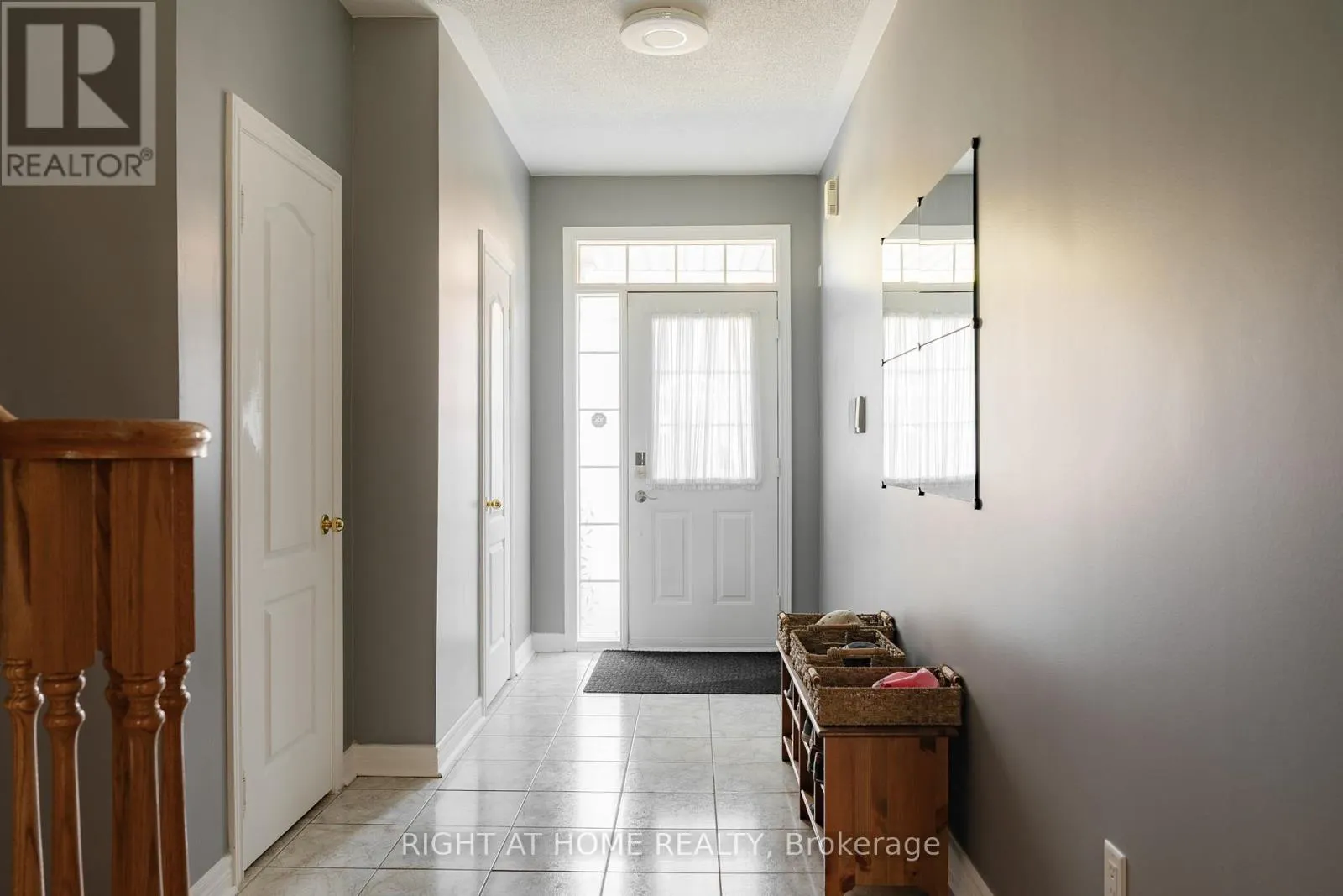 29 - 8 TOWNWOOD DRIVE