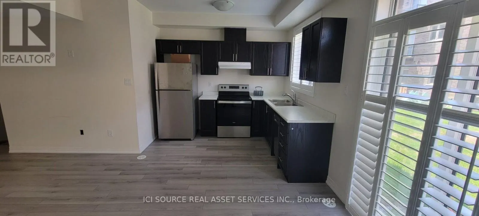 2 - 76 CARNEROS WAY