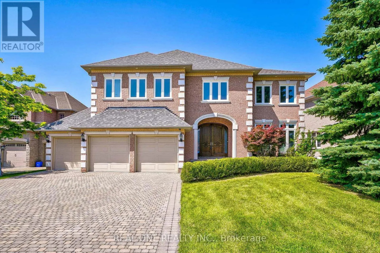 26 CLARENDON DRIVE