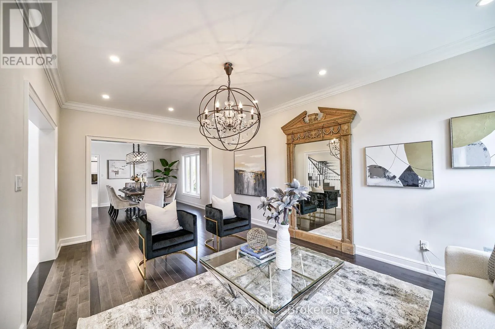 26 CLARENDON DRIVE