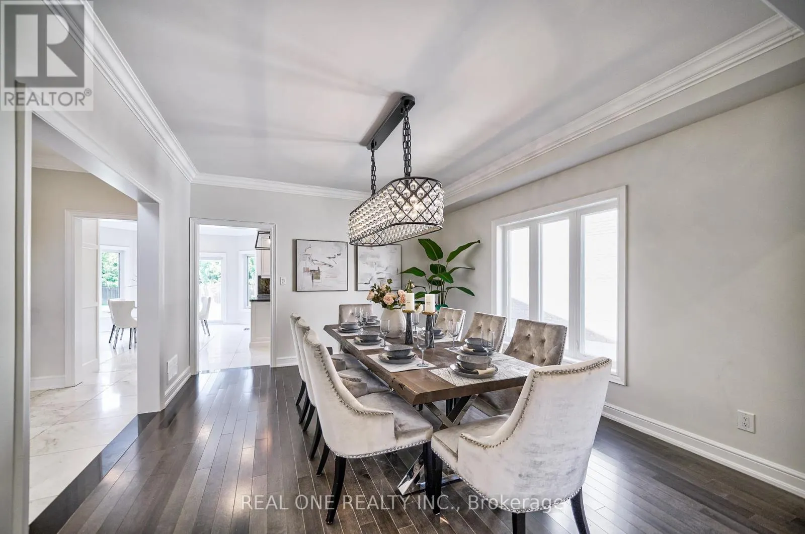 26 CLARENDON DRIVE