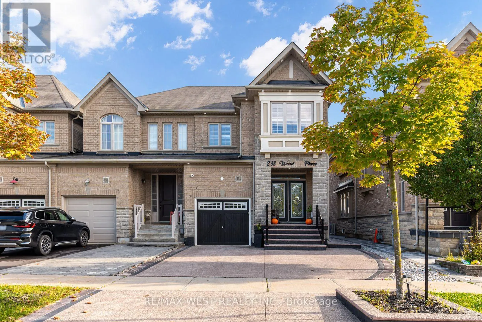 238 WARDLAW PLACE