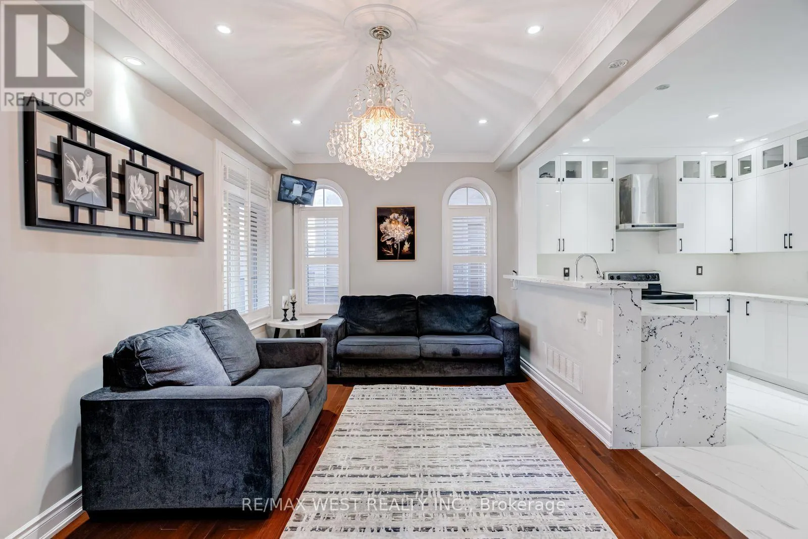 238 WARDLAW PLACE