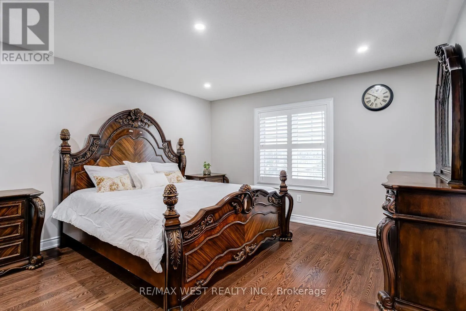 238 WARDLAW PLACE