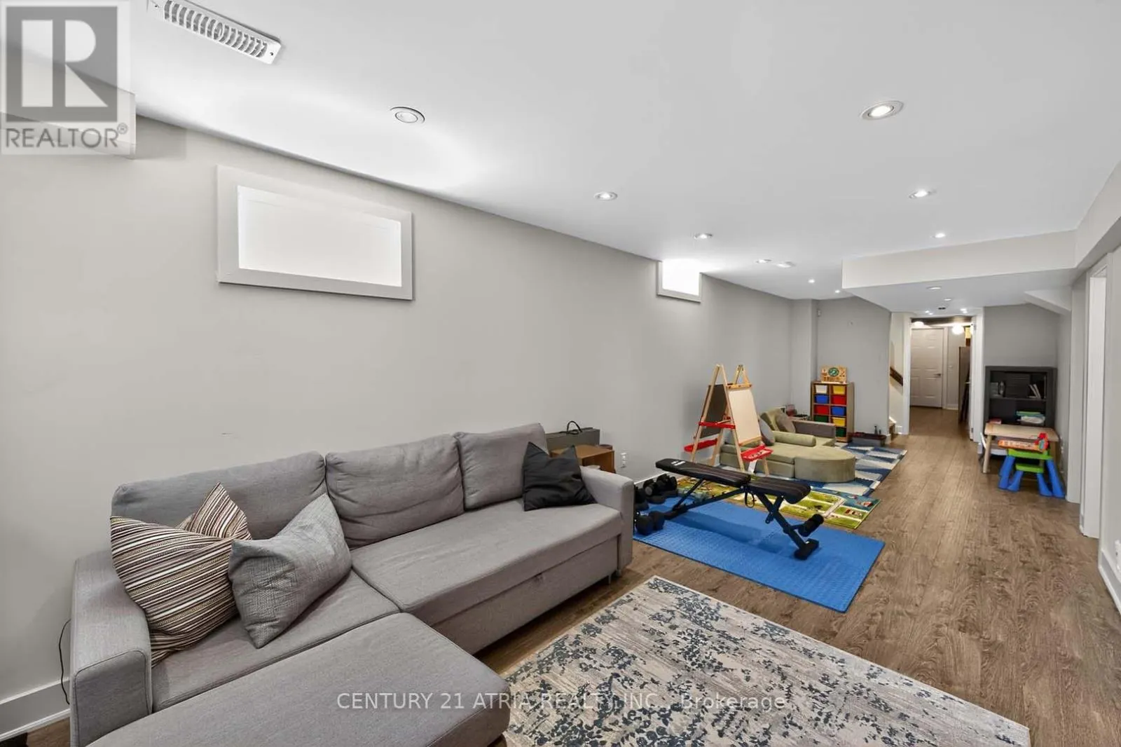 115 DARIOLE DRIVE