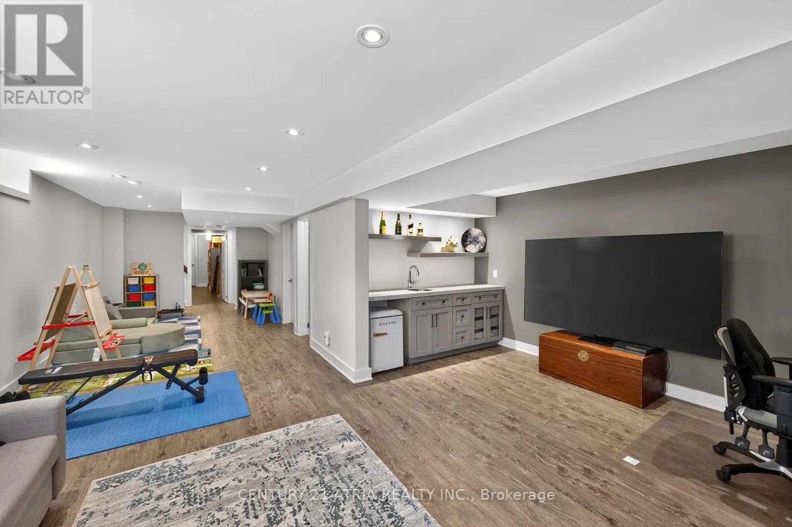 115 DARIOLE DRIVE