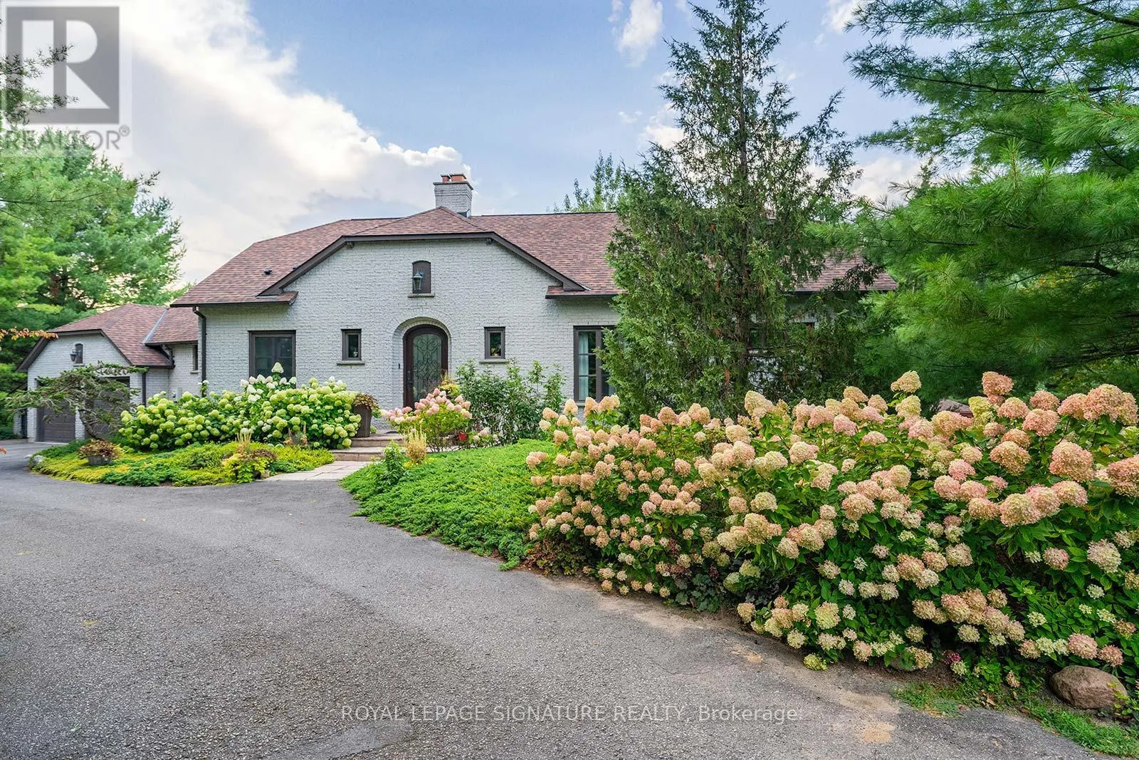 30 KINGSWOOD DRIVE