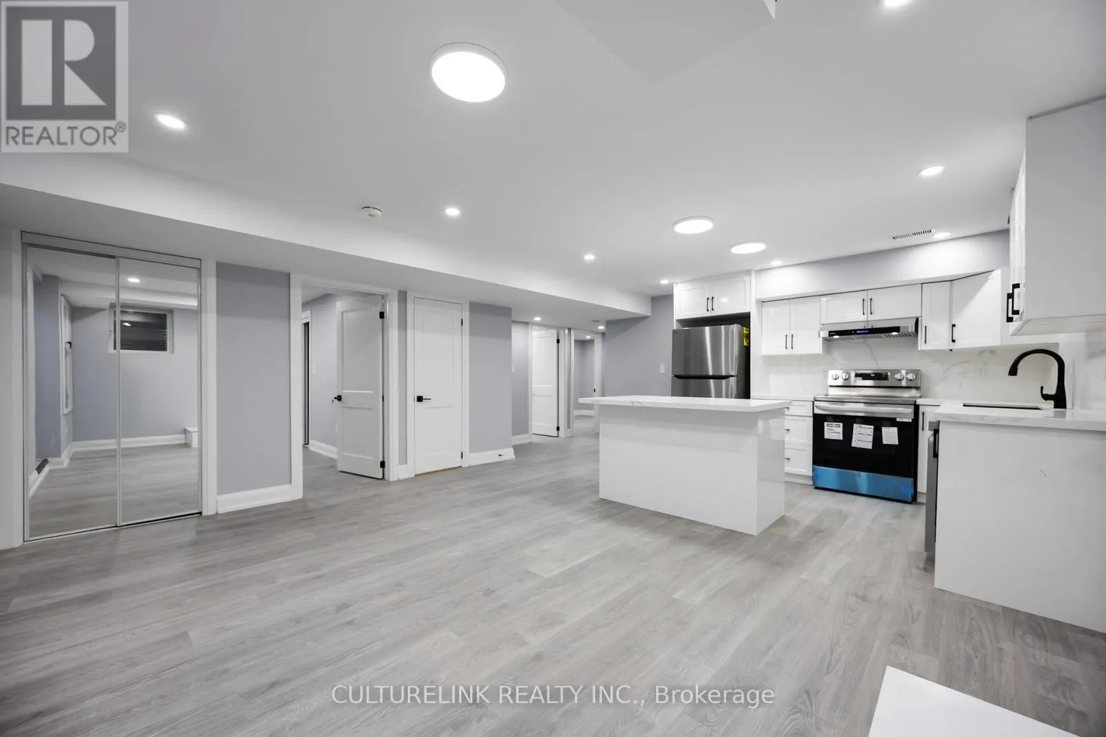 BASEMENT - 358 CORNELL CENTRE BOULEVARD