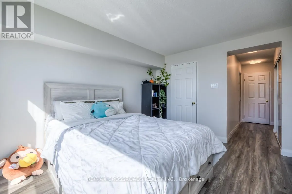 304 - 7825 BAYVIEW AVENUE