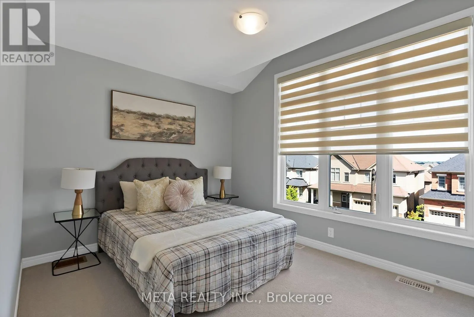 15 FAIMIRA AVENUE