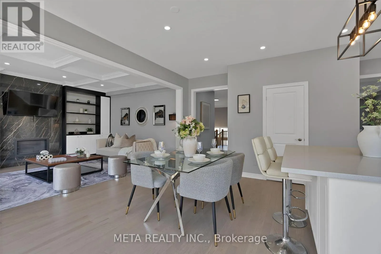 15 FAIMIRA AVENUE