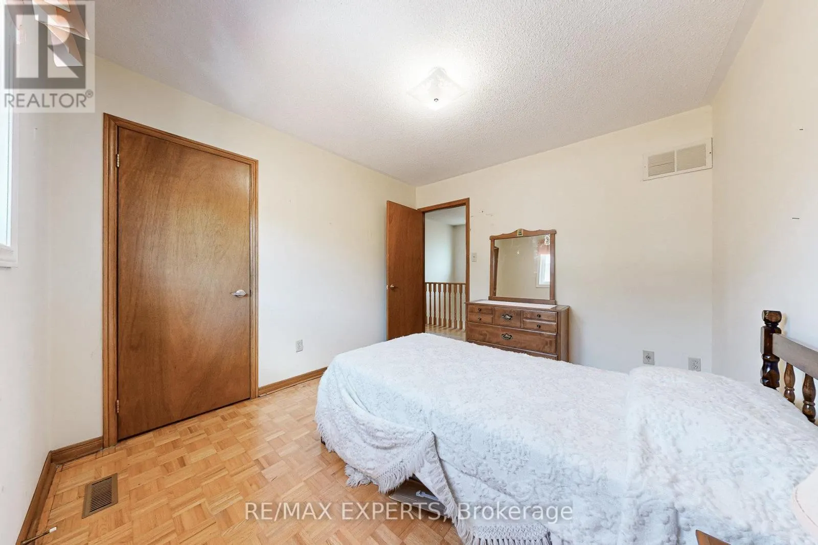 47 VELVET CRESCENT