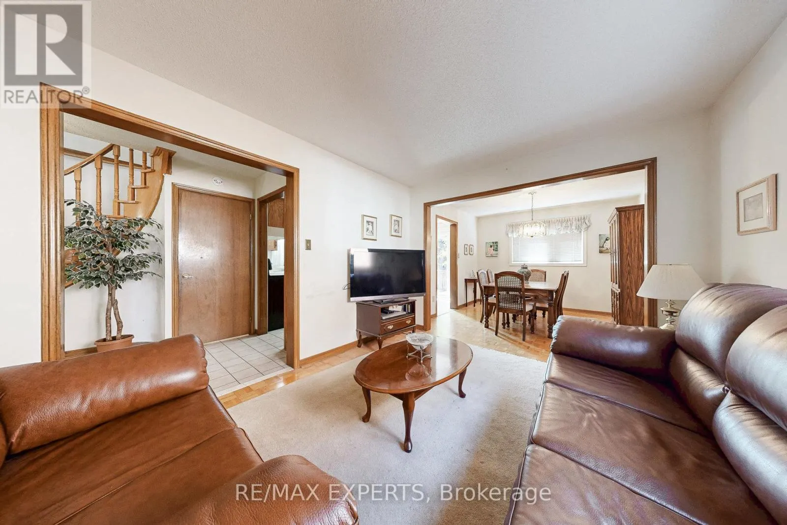 47 VELVET CRESCENT