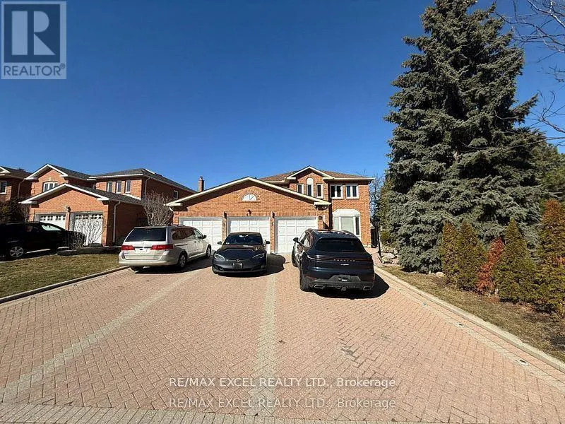61 NADINE CRESCENT