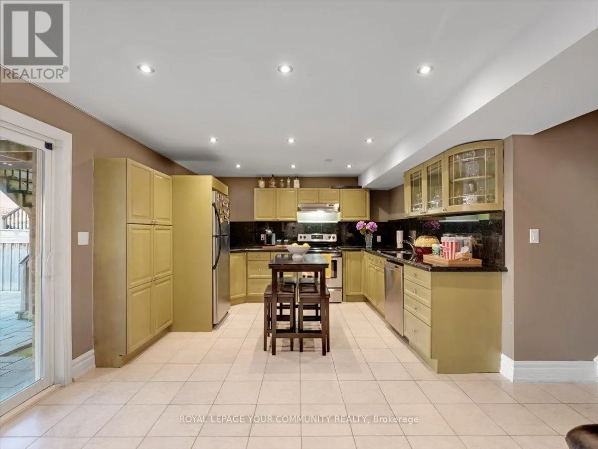9 HEANEY COURT