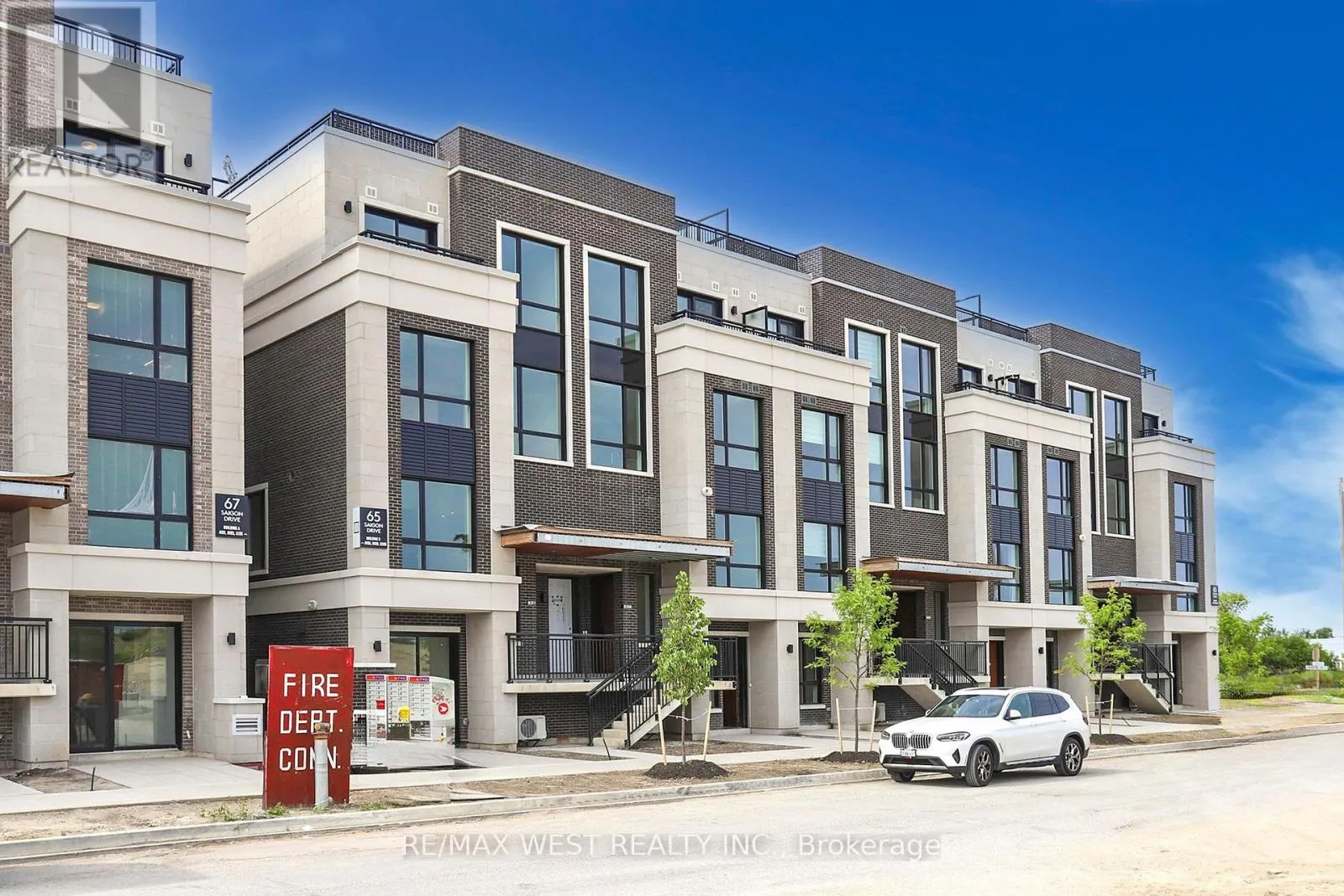 B311 - 65 SAIGON DRIVE N