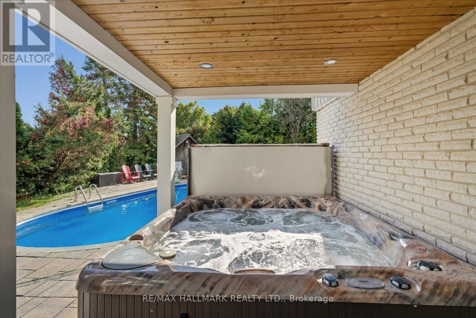 11 AVONDALE CRESCENT