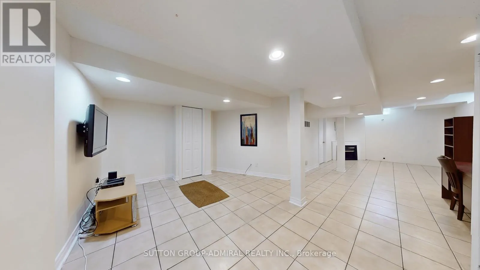 7 ROCKVIEW GARDENS