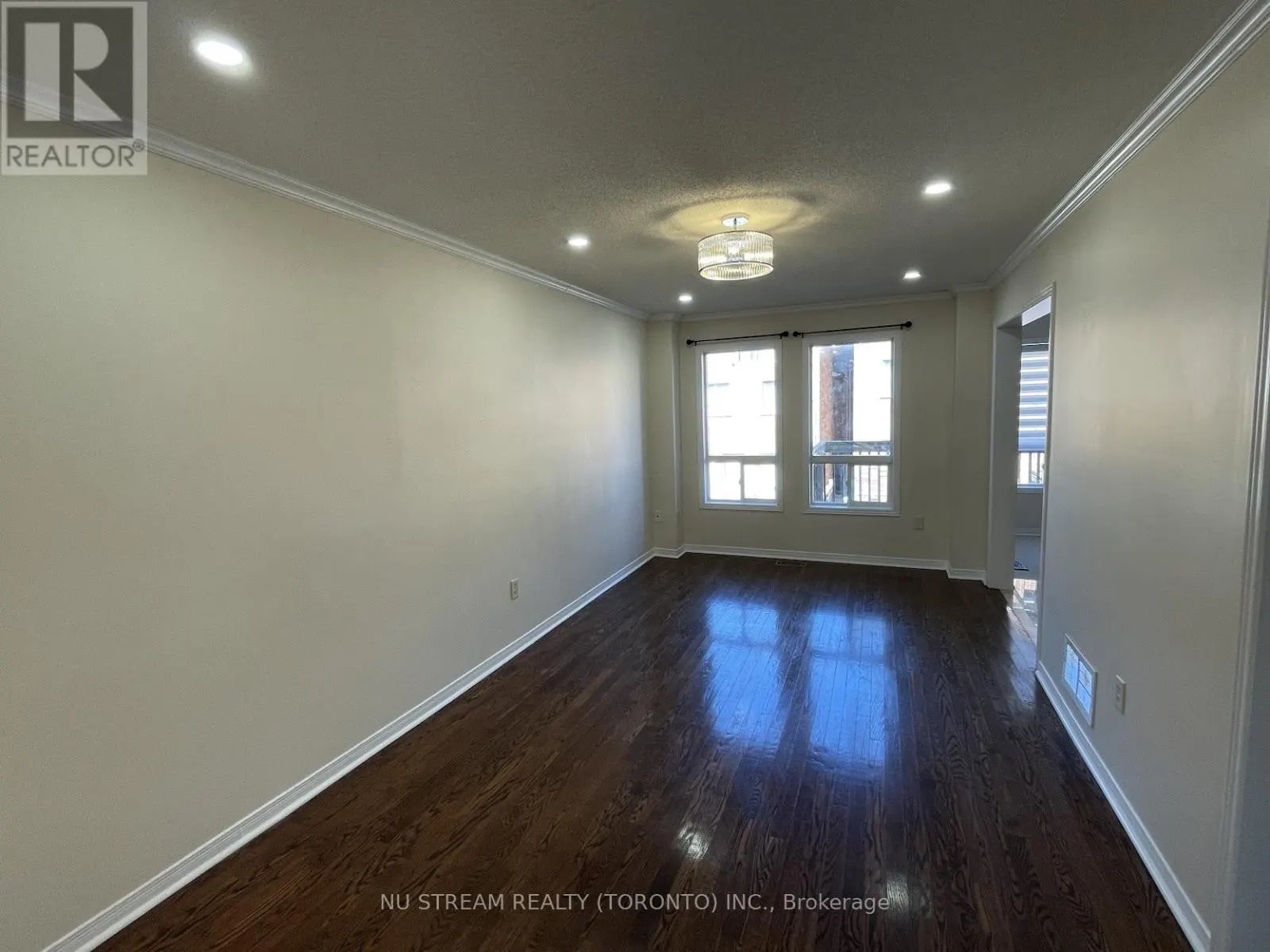 26 MARTELL GATE
