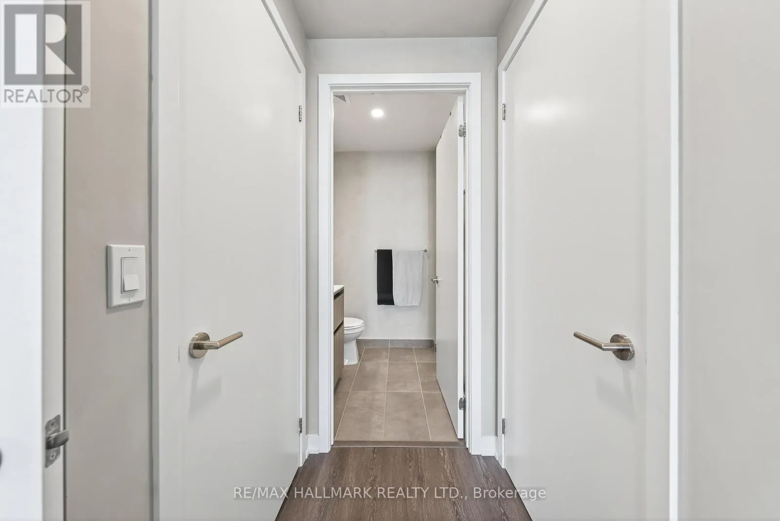 901 - 7950 BATHURST STREET