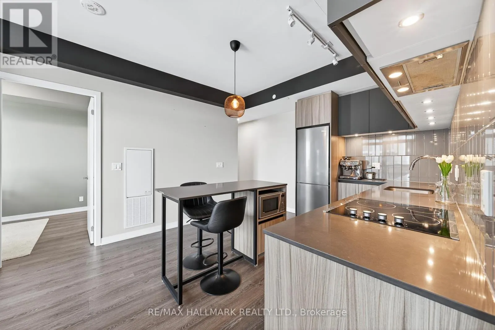 901 - 7950 BATHURST STREET