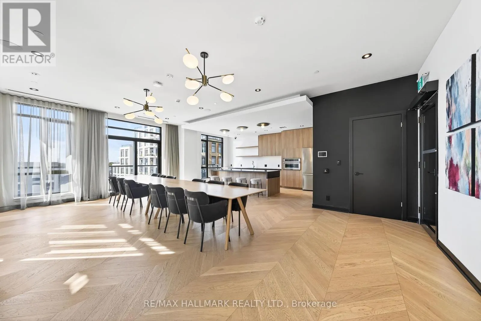 901 - 7950 BATHURST STREET