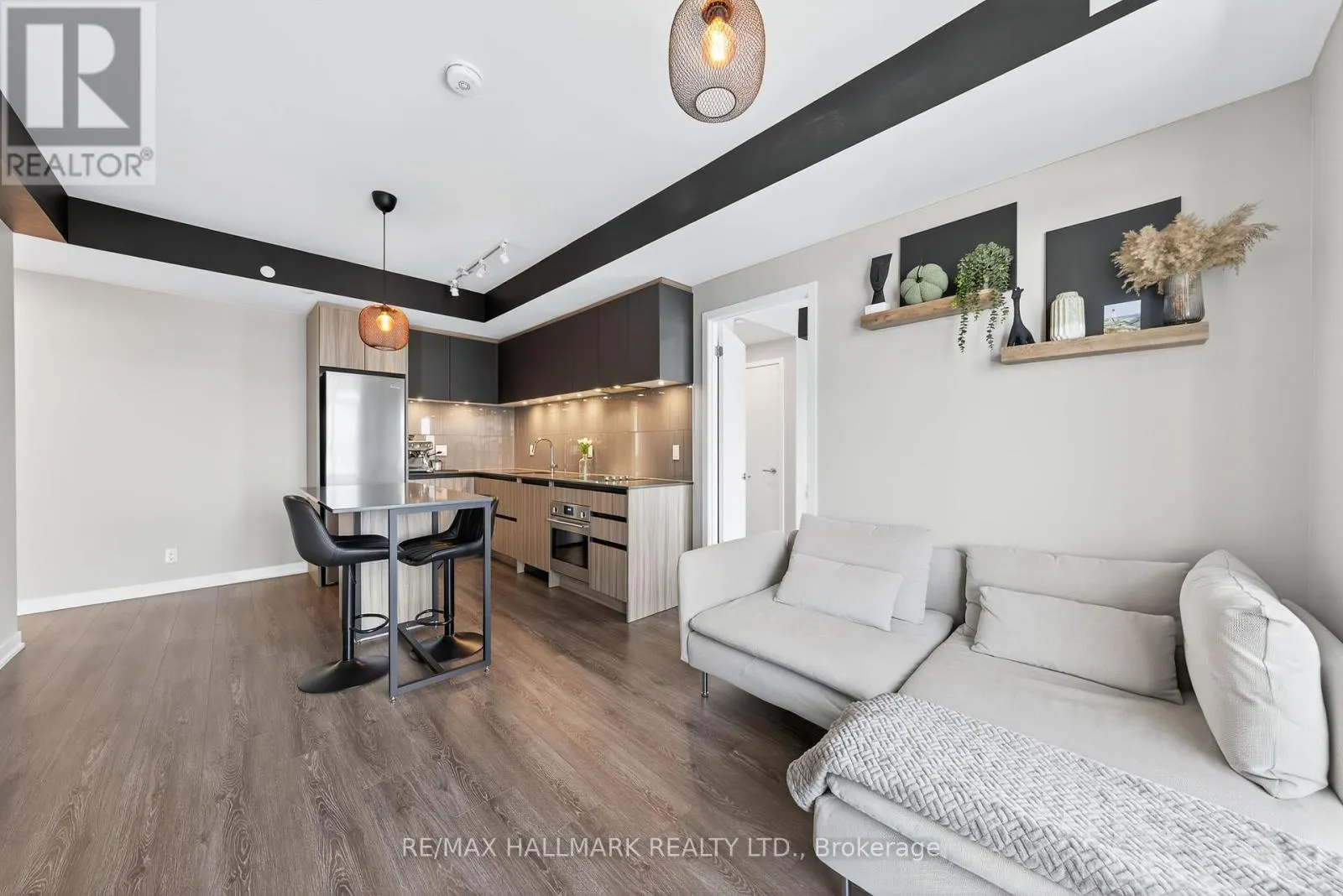 901 - 7950 BATHURST STREET