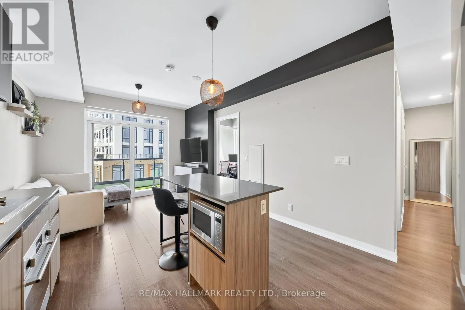 901 - 7950 BATHURST STREET