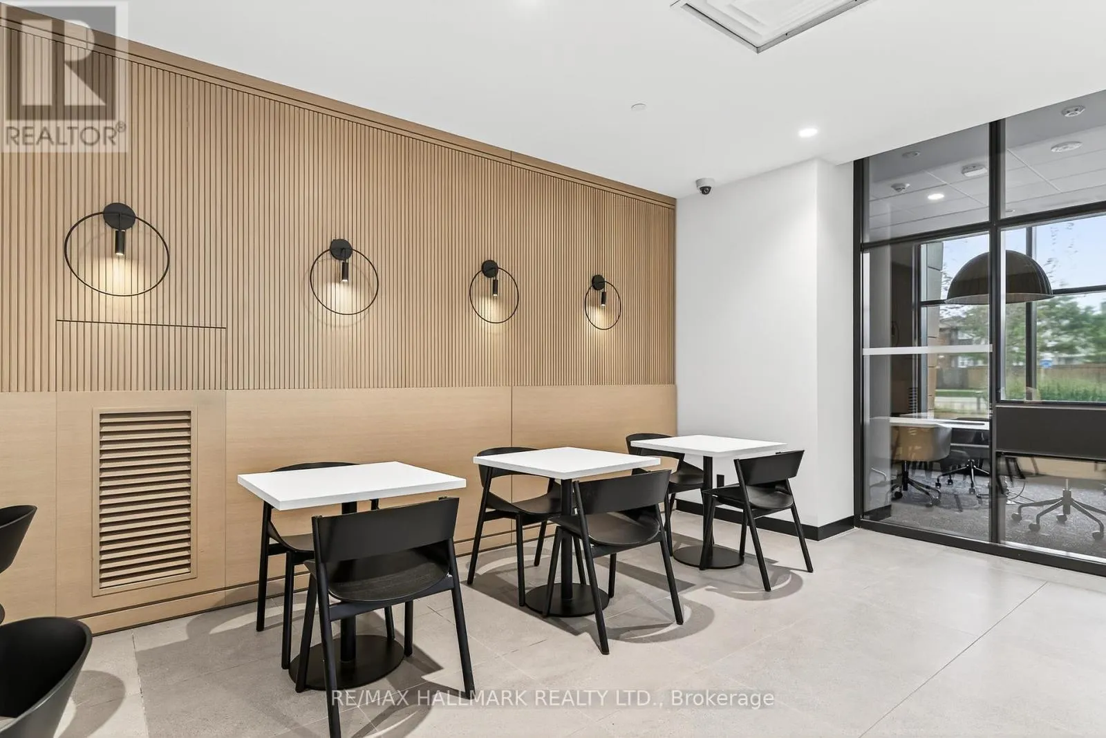 901 - 7950 BATHURST STREET