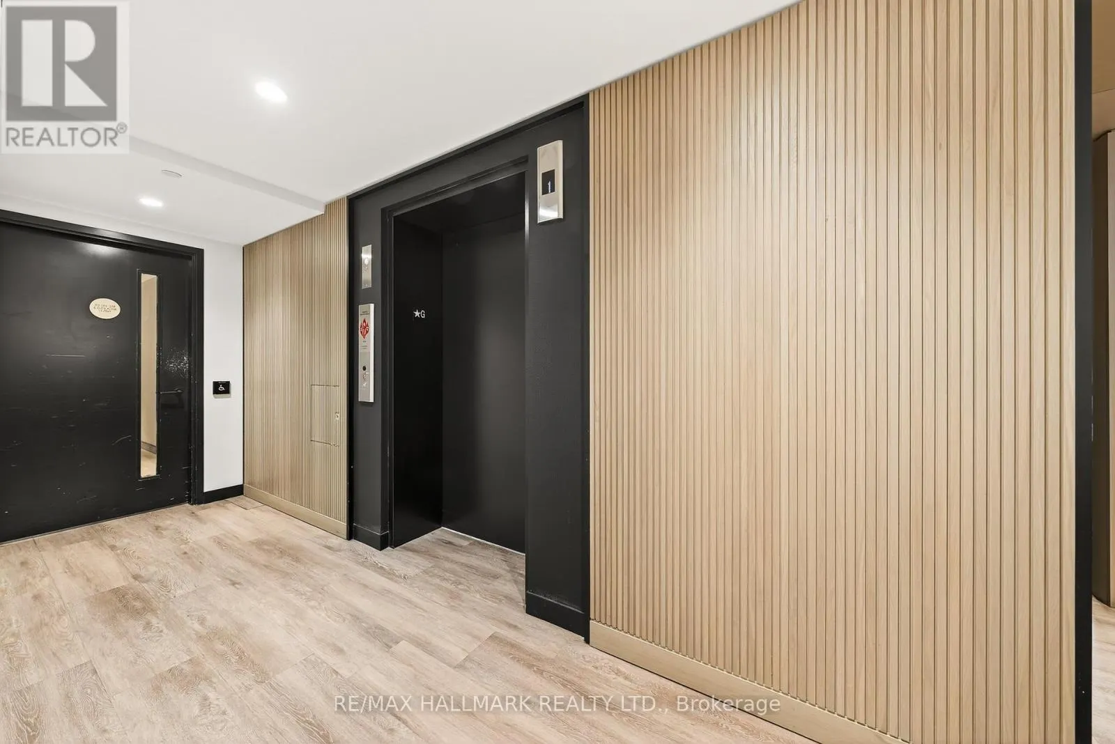 901 - 7950 BATHURST STREET