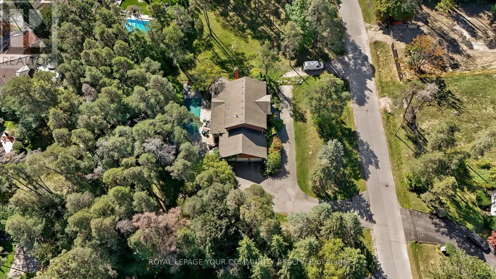 52 BEAUFORT HILLS ROAD